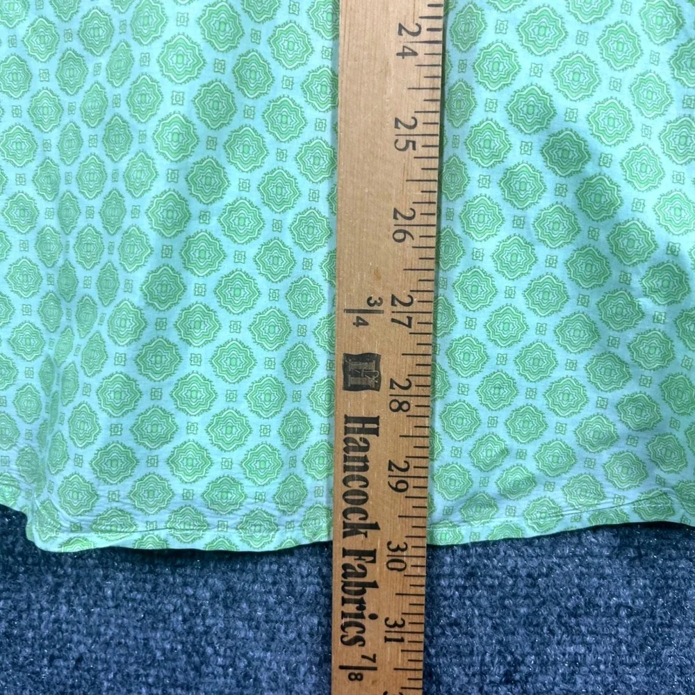 Banana Republic Button Down Men Medium 15-15.5 Green Geometric Medallion‎ Cotton